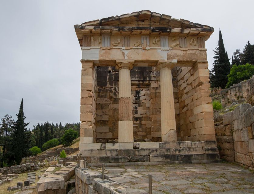 Athens: Private Trip to Delphi - Monastery of Hosios Loukas