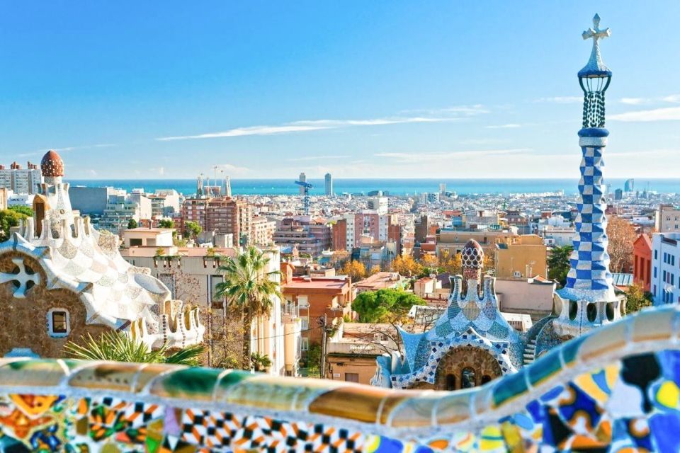 Barcelona & Park Güell: Private Half-Day Tour With Pickup - Admiring Gaudís Masterpieces