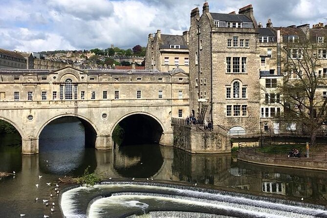 Bath Public Walking Tour Including Bath Abbey - Recommended Attire