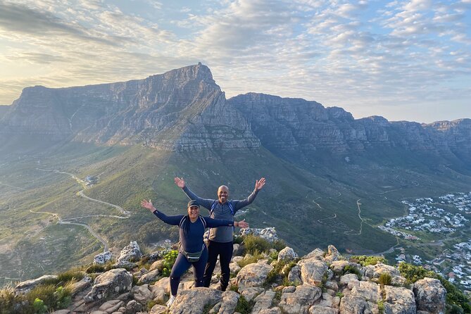 Be Insta-famous: Lions Head Hike & Hotel Pick-up - Moderate Fitness Level Required