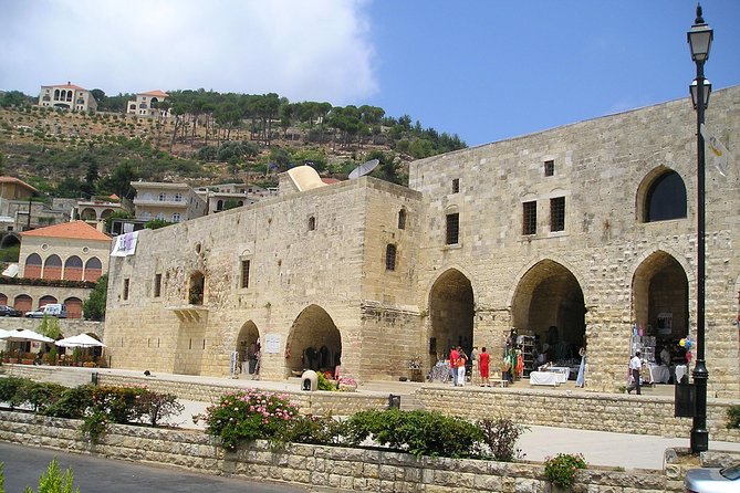 Beirut, Beiteddine & DeirElQamar Day Trip-With Lunch(4G on Board) - Immerse in Deir El Qamar