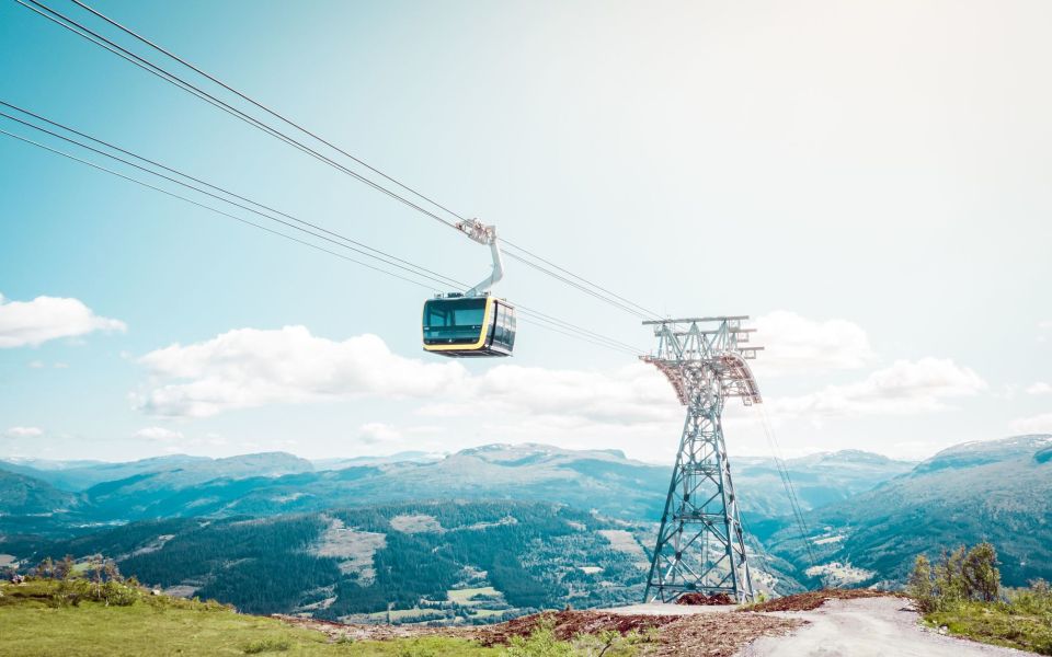 Bergen: Hardangerfjord, Voss Gondola, and 4 Great Waterfalls - Local Ingredients for Lunch