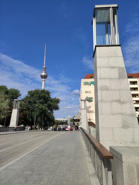 Berlin: Museum Island Guided Walking Tour - Explore Museum Island