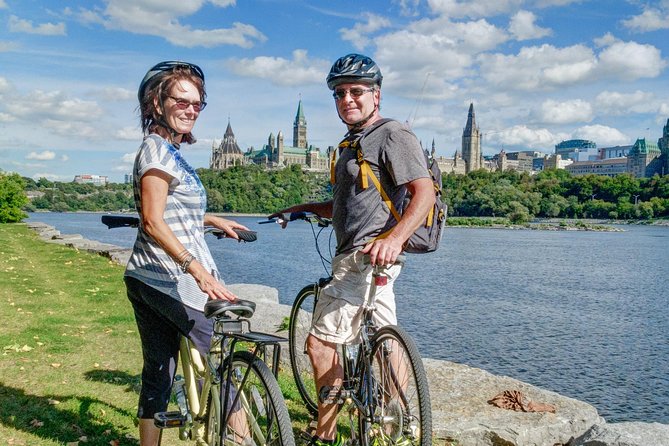 Best of Ottawa Neighbourhoods & Nature Bike Tour - Sir John A. Macdonald Parkway