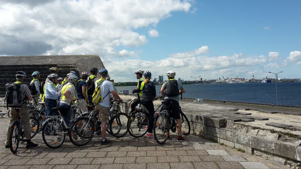 Best of Tallinn 2-Hour Bike Tour - Cycling Along the Promenade