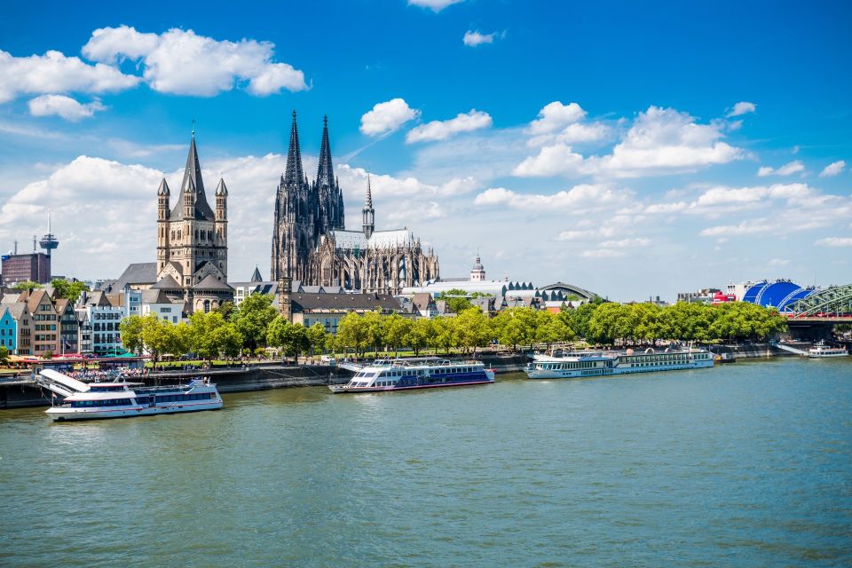 Bike Tour of Cologne Top Attractions With Private Guide - Bike Tour Experience