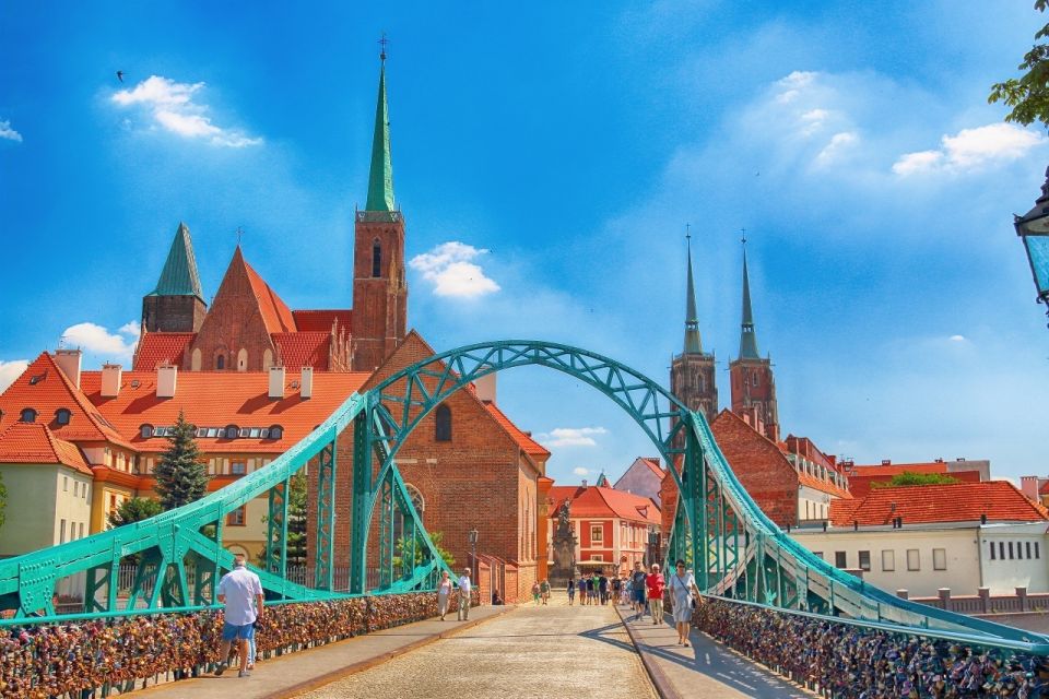 Bike Tour of Wroclaw Old Town, Top Attractions and Nature - Frequently Asked Questions