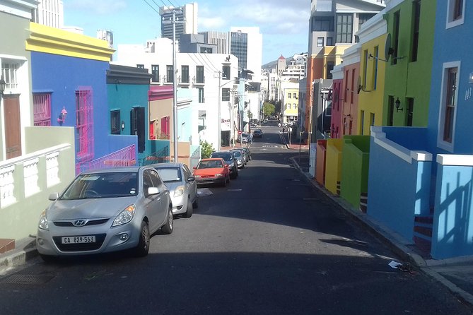 Bo-Kaap: Walk With a Local - Learning the Areas History