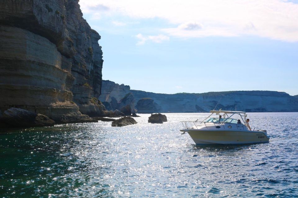 Bonifacio: Full Day Trip to the Lavezzi Islands by Boat - Accessibility and Parking