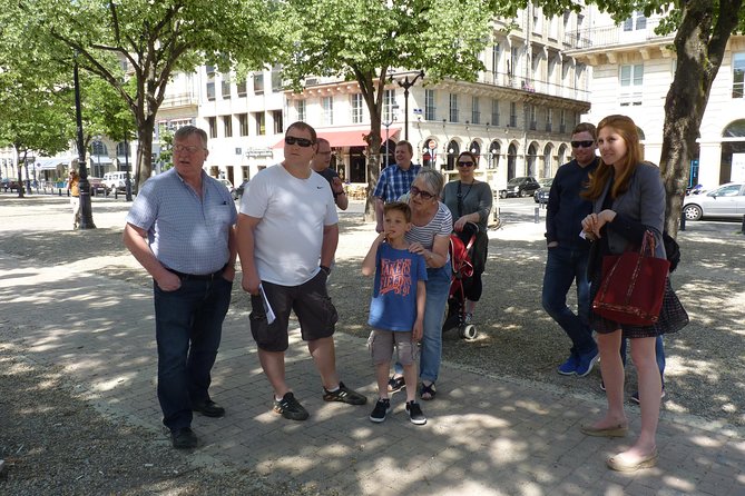 Bordeaux City Wine & Cultural Guided Walking Tour With 4 Tastings - Cancellation Policy