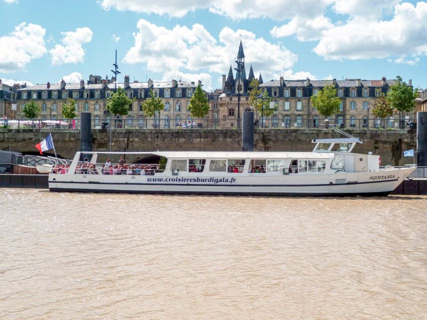 Bordeaux: Guided River Cruise - Architectural History and City Views