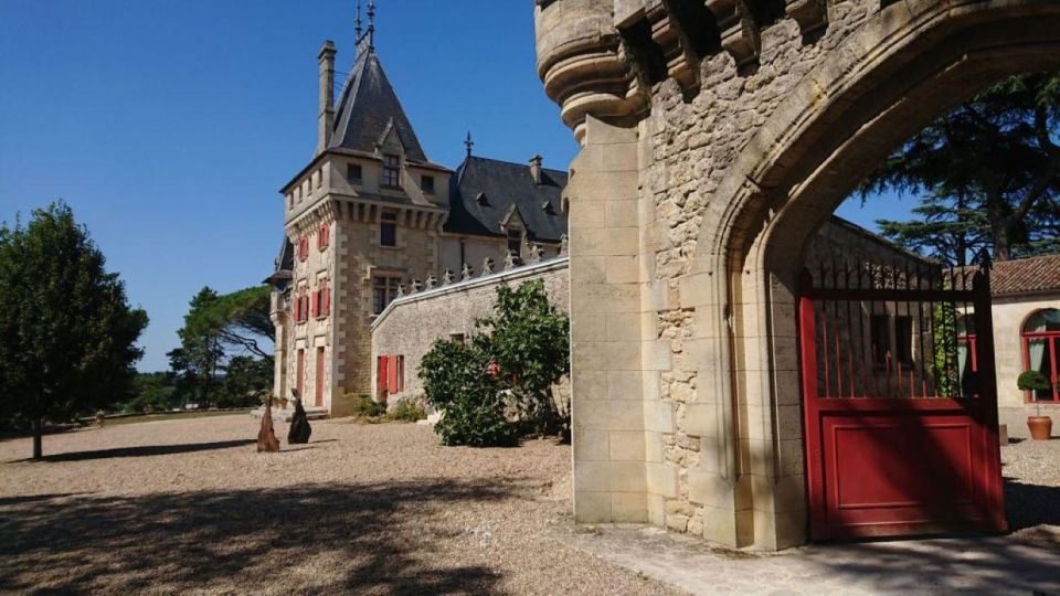 Bordeaux: St-Emilion Wine Tour in a Small Group - Inclusions and Considerations