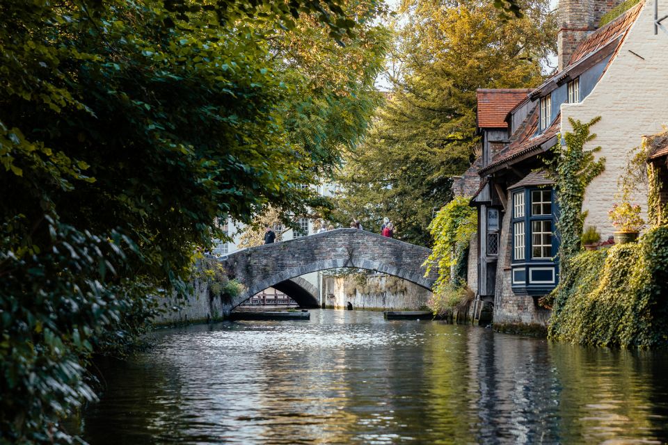 Bruges: 1.5-Hour Private Kick-Start Tour With a Local - Personalized Local Guidance