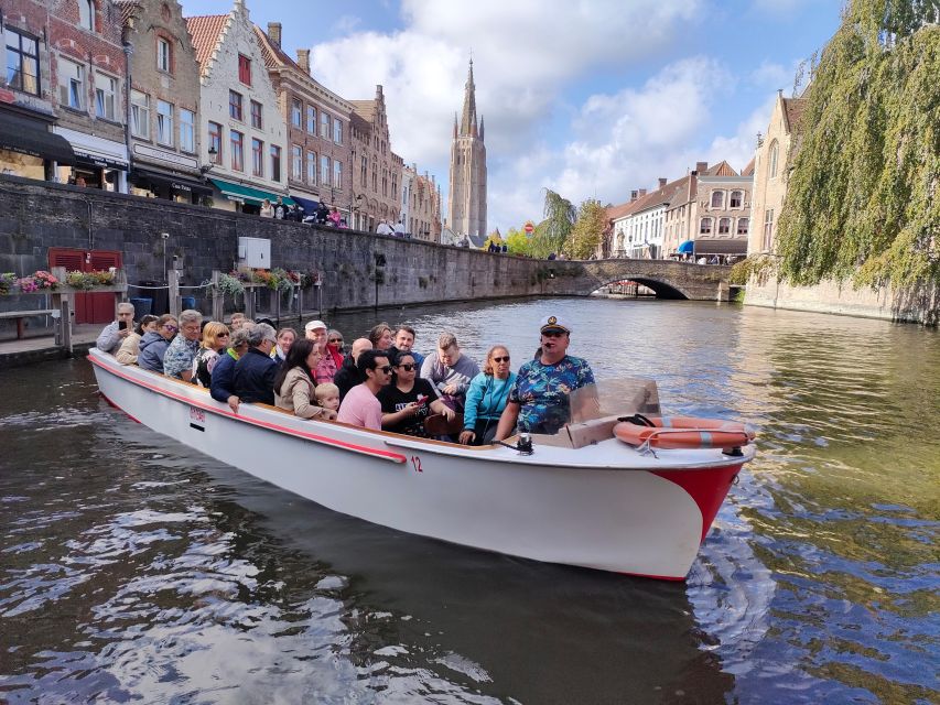 Bruges: Small Group Boat Cruise and Guided Walking Tour - Customer Ratings