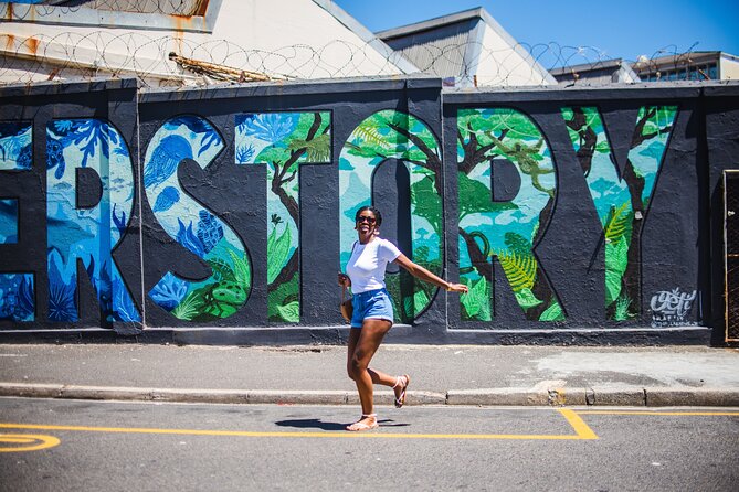 Cape Town: Woodstock Street Art & Culture Tour - Knowledgeable and Engaging Guide