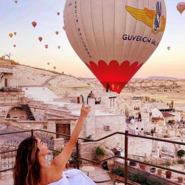 Cappadocia: Fairy Chimneys Sunrise Hot Air Balloon Flight - Safety Briefing and Pilot