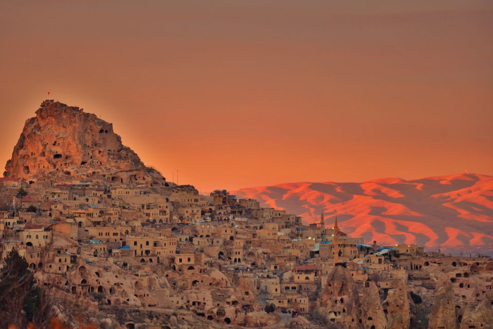 Cappadocia: Hot Air Balloon Flight and Private Red Tour - Göreme Panorama Point