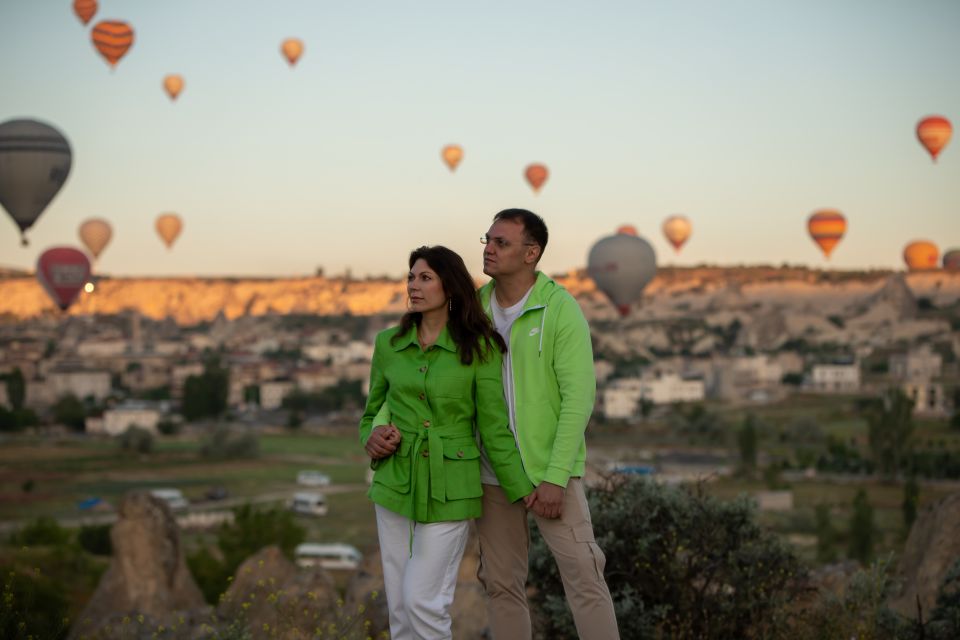 Cappadocia Photo Session With Flying Dress in Goreme - Preparing for the Photo Shoot