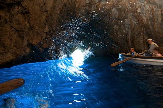 CAPRI - DIY Day Trip Package - Boat Tour, Blue Grotto, Bus & Lunch - Traveler Participation