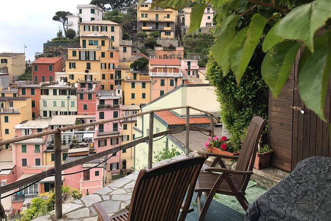 Cinque Terre Day Trips From Florence Sunshine and Discovery - Minimum and Maximum Age Limits