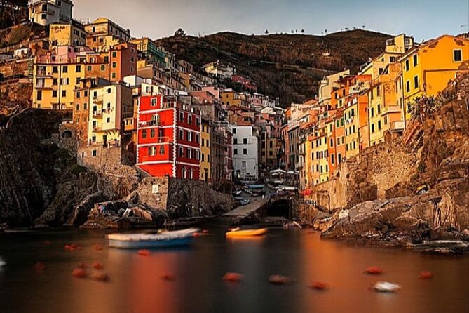 Cinque Terre Sunset Tour by Private Boat With Pesto and Typical Wine - Meeting and Pickup