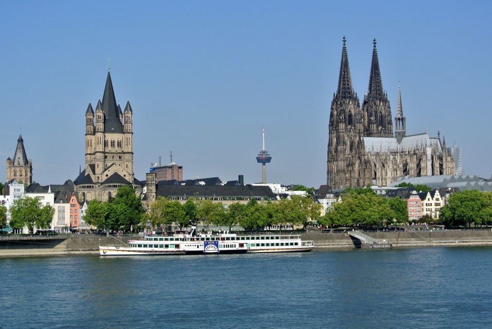 Cologne: Old Town Highlights Walking Tour - Admiring Panoramic Views of the Rhine