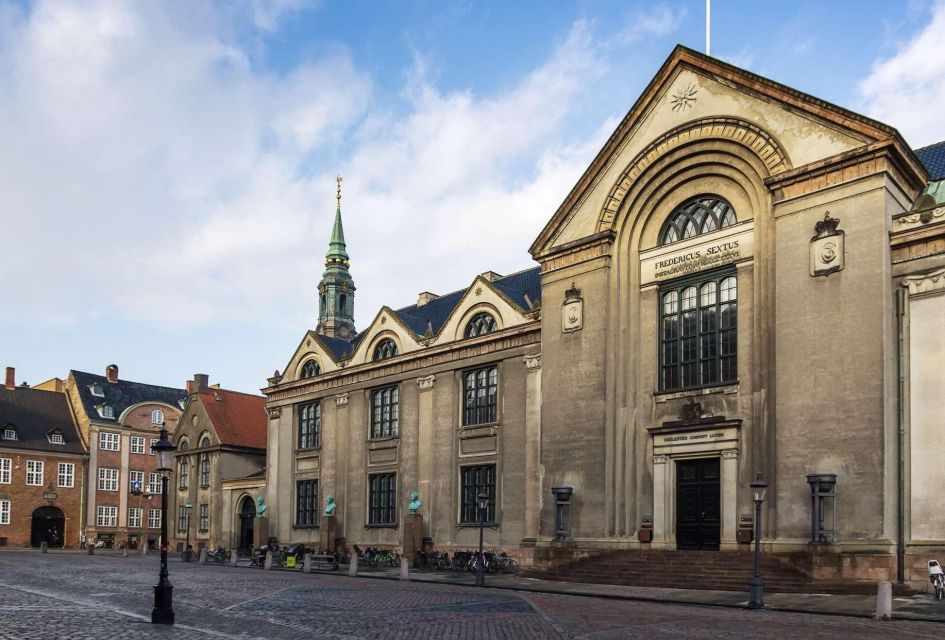 Copenhagen City, Old Town, Nyhavn, Architecture Walking Tour - Meeting Point