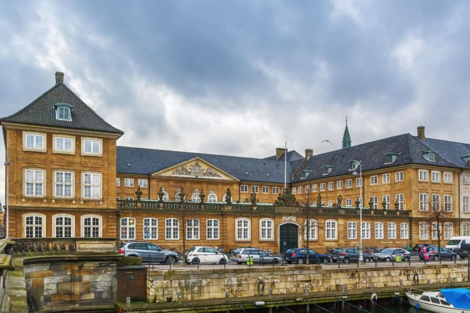 Danish National Museum Copenhagen Archeology History Tour - Transfers and Palace Tickets