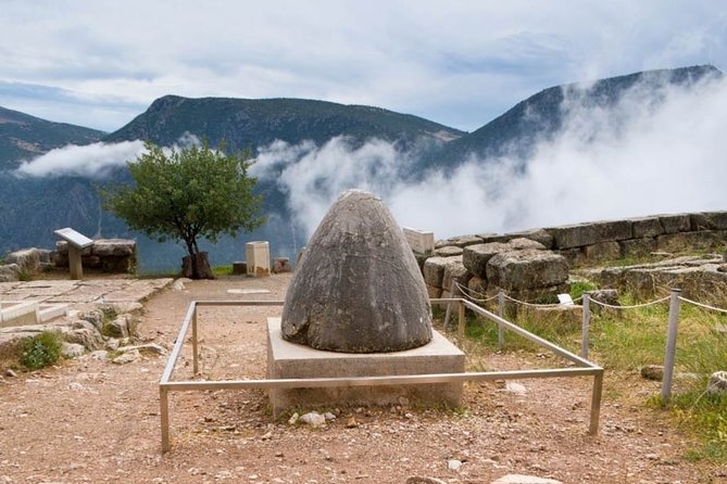 Delphi & Hosios Loukas Arachova Full Day Private Tour 8 Hours - Arachova: Picturesque Village