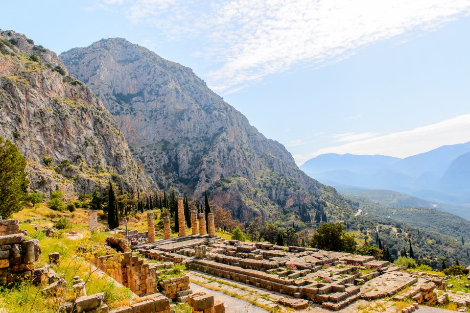 Delphi: Private Day Tour From Athens With Luxurious Vehicle - What to Bring and Expect