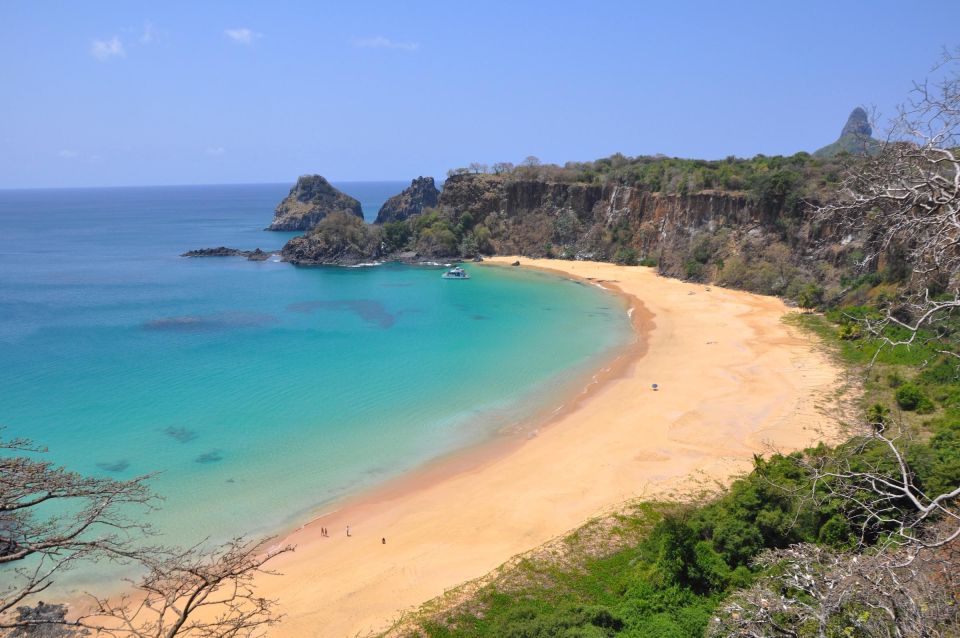 Discover Noronha: 7-Hour Ilhatour Adventure - Flexible and Discovery-Focused Itinerary