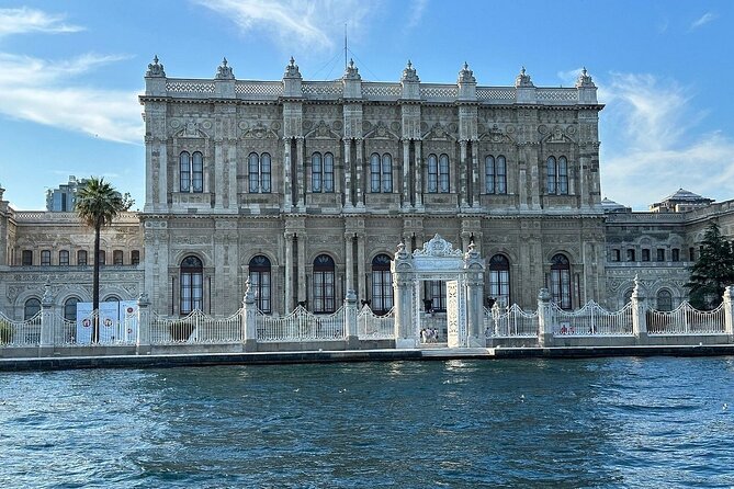 Dolmabahçe Palace Tour & Sunset Cruise on Luxury Yacht - Group Size and Confirmation