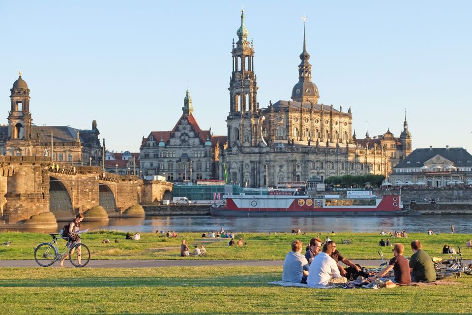 Dresden: Shared Small Group Walking Tour in English - Cancellation Policy