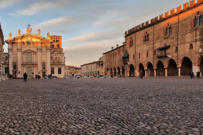 Ducal Palace Mantua - Private Guide Led Guided Tour - Fresco-filled On-site Villa