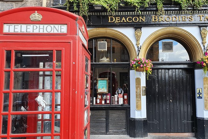 Edinburgh Private Walking Tour - Meeting Point and Pickup Details