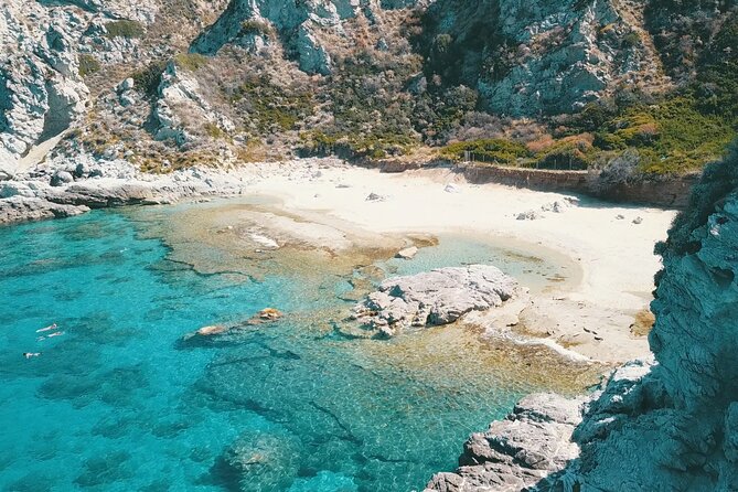 Exclusive Boat Tour in Tropea. Just You and Your Family, 4 Hours - Enjoy Quality Time With Family