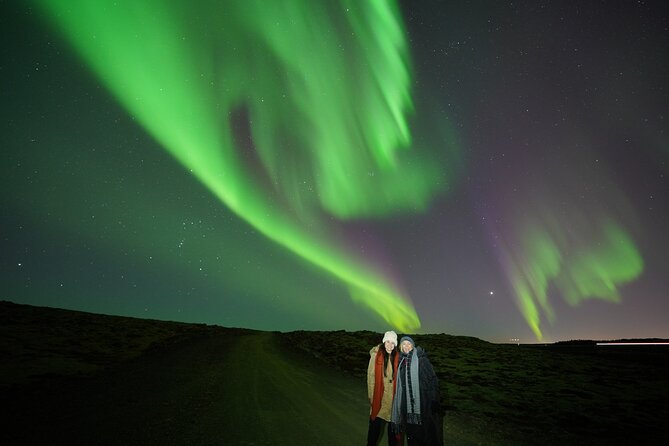 Exclusive Northern Lights Tour With PRO Photos, Home Cooked Meal - Traditional Dinner With Beer Tasting