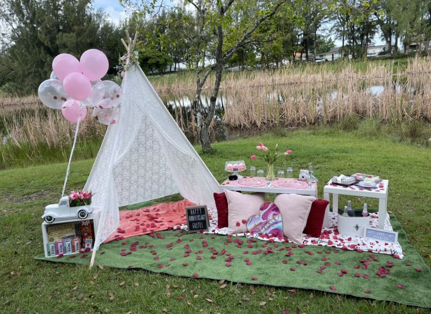 Experience Tranquility With a Picnic at Pedrick Pond Park - Enjoying the Picnic