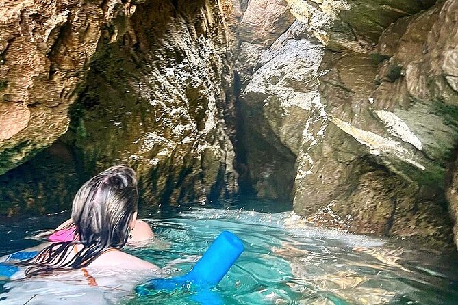 Explore Blue & Green Caves With Speedboat - Private Tour - Exploring the Caves