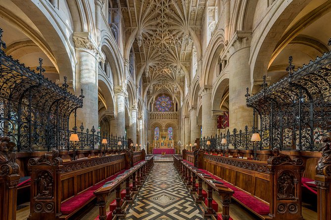 Extended: Oxford University & City Tour With Christ Church - Wander Iconic Library