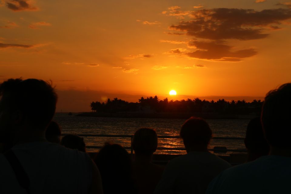 Florida Keys: Self-Guided Driving and Walking Audio Tour - Logistics and App Features