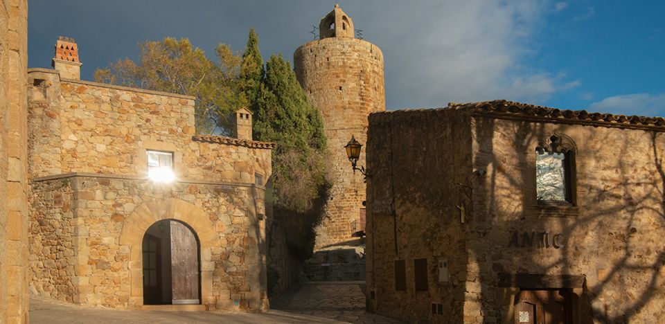 From Barcelona: Girona & Costa Brava Game of Thrones Tour - Customer Feedback and Ratings