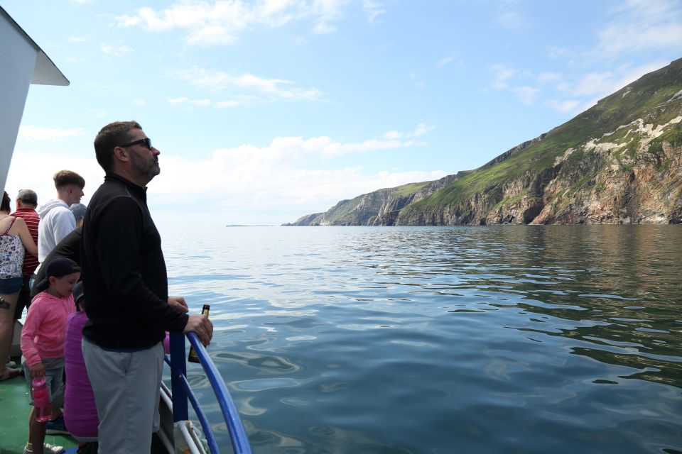 From Killybegs: Sliabh Liag Cliffs Coastal Boat Tour - Language Options