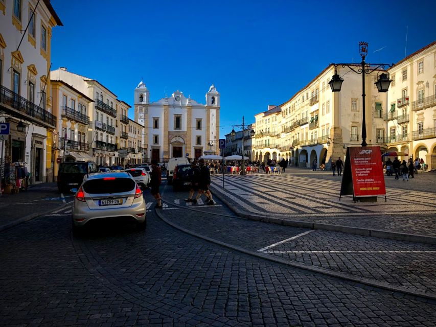 From Lisbon: Évora City Private Tour - Guided Tour of Roman Temple