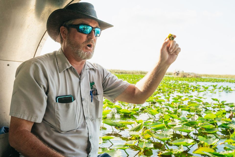 From Miami: Everglades Airboat, Wildlife Show & Bus Transfer - Language Options for the Tour