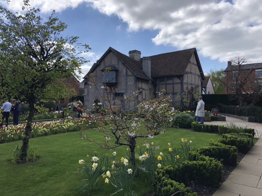 From Oxford: Cotswolds and Shakespeare Full-Day Tour - Picturesque Timber-Framed Houses