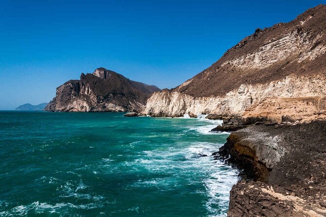 Full-Day Private Salalah West Tour With Lunch - Marneef Cave Blowholes