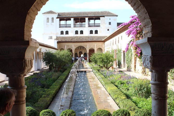 Full Day to Alhambra Palace and Generalife Gardens From Torremolinos - Reviews and Feedback