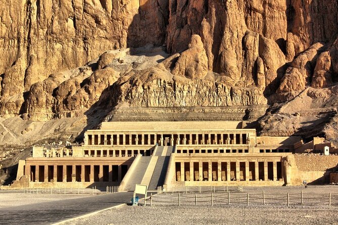 FULL Day Tour:Valley of the Kings &Queens &Hatshepsut Temple&more - Private Tour in Air-conditioned Vehicle