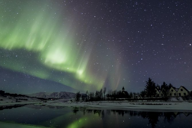 Golden Circle & Northern Lights in Iceland - On-Board Amenities and Accessibility